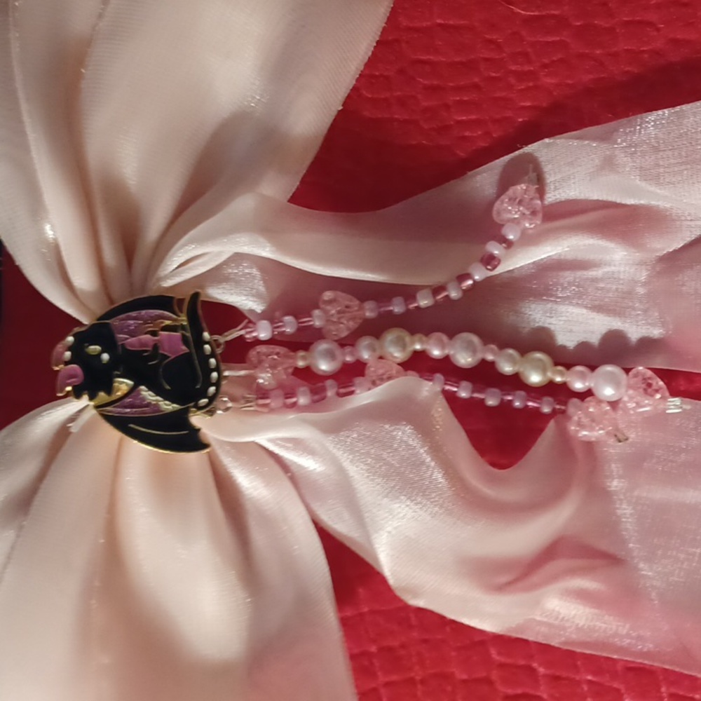 2 Hand Crafted Bows - Picture 6 of 8